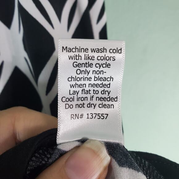 41 Hawthorn Womens Black White Geometric Long Sleeve Blouse Top Size Large - Picture 6 of 6